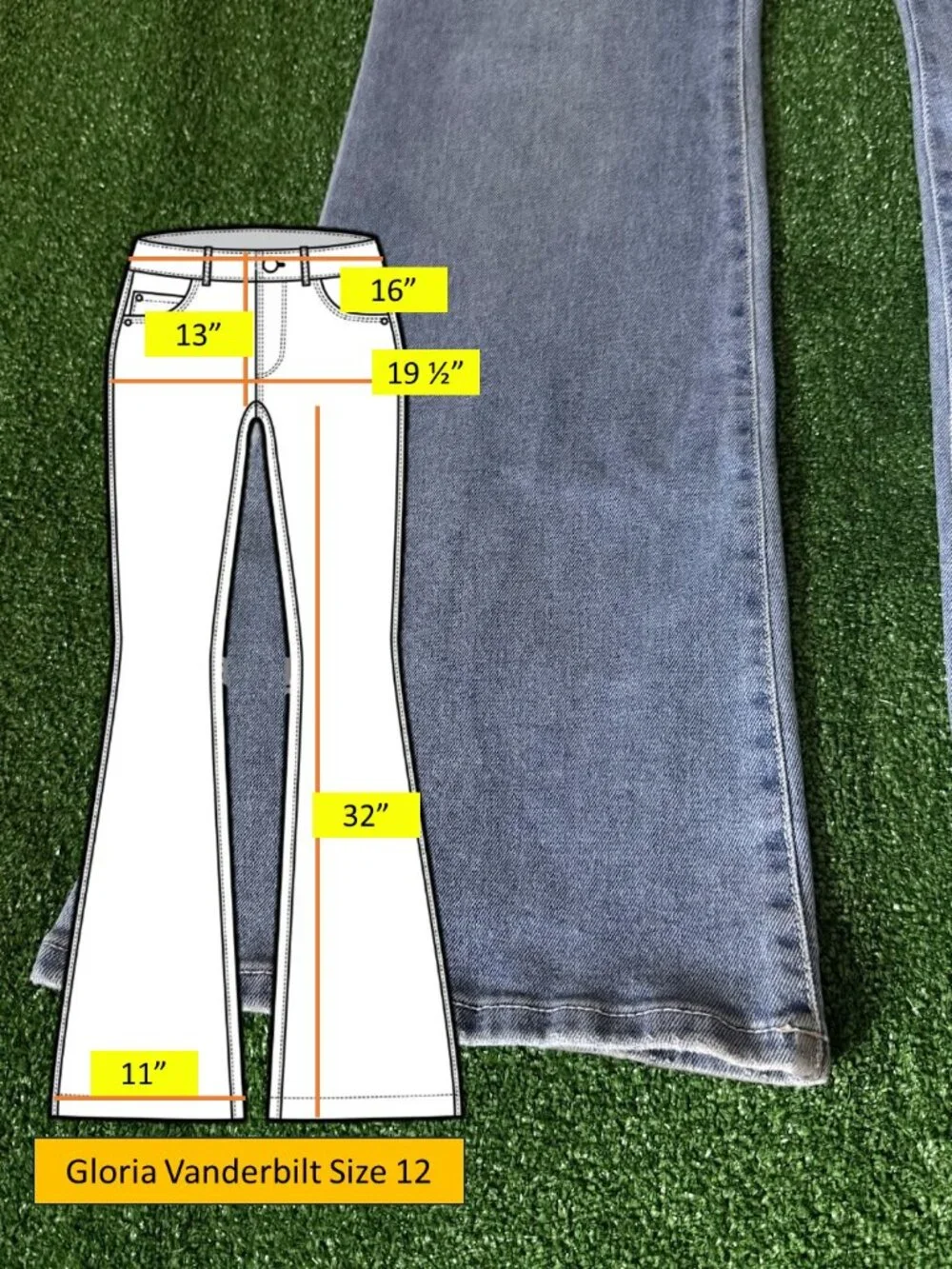 Gloria Vanderbilt Chrissie High Rise Flare Jeans Women's 31/12 Patch Pocket